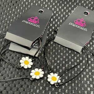 Paparazzi Daisy Charm Bracelets - Black and White